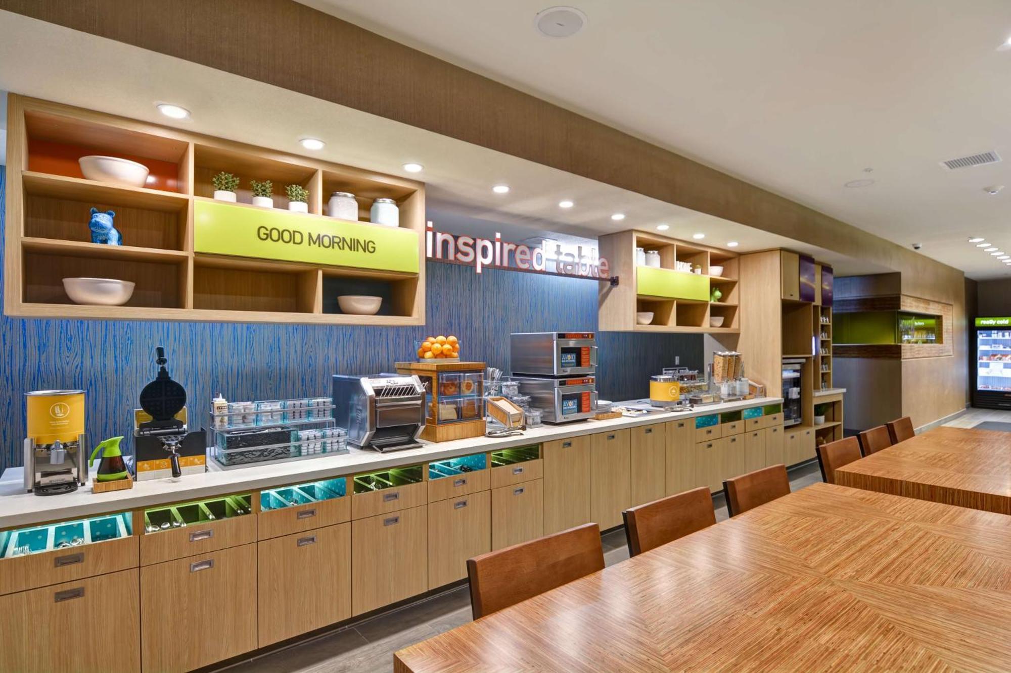 Home2 Suites By Hilton Palmdale Exterior photo